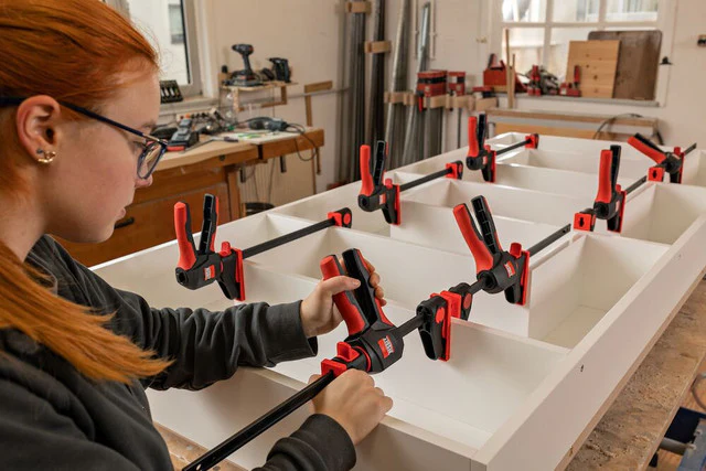 BESSEY EHKL360-18. Trigger Clamps, One‑hand Bar Clamps With 360 Degree Rotating Handle  18" x 3-1/8" - Image 8