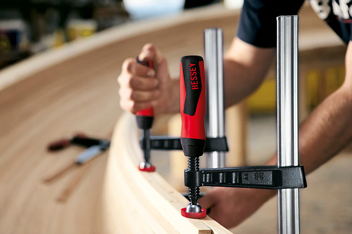 BESSEY TG4.016+2K, Clamp, woodworking, F-style, 2K handle, replaceable pads, 4 In. x 16 In., 880 lb - Image 2