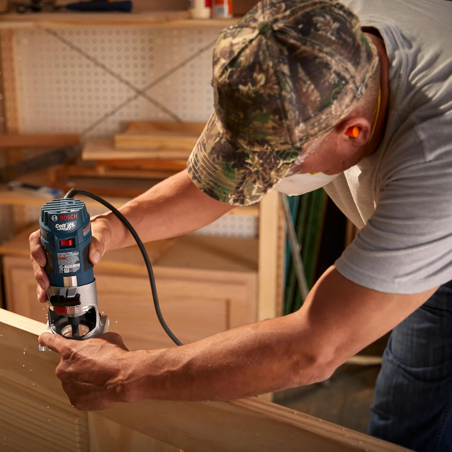 BOSCH PR20EVS, Colt 1-Horsepower 5.6 Amp Electronic Variable-Speed Palm Router - Image 2