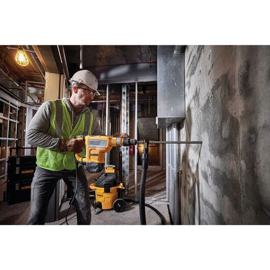 DEWALT D25614K, 1-3/4'' SDS MAX Combination Rotary Hammer Kit - Image 3
