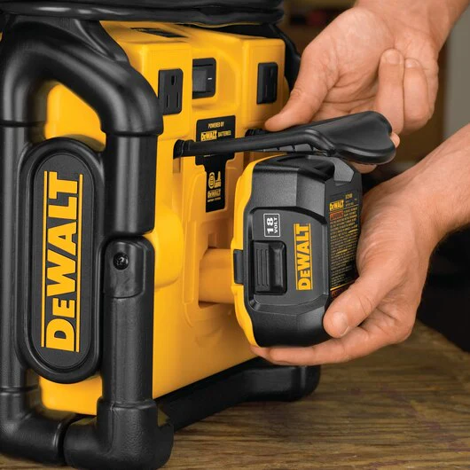 DEWALT DC020, Cordless/Corded Area Light - Image 2