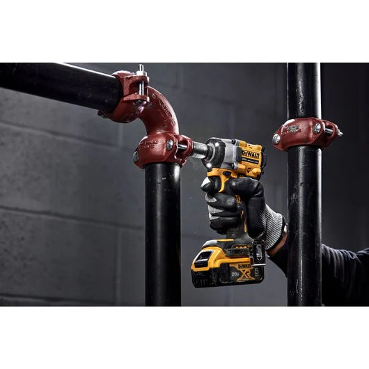 DEWALT DCF921B, 20V Max 1/2” Hog Ring Atomic Compact Impact Wrench - Image 3