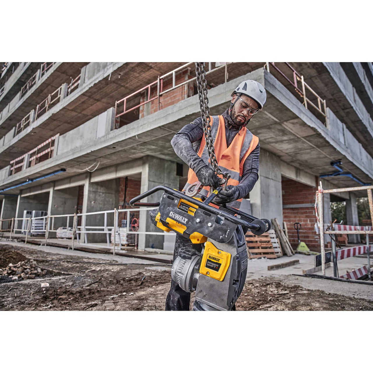 DEWALT DCPS660AG2, 60kg Cordless Rammer Kit - Image 5
