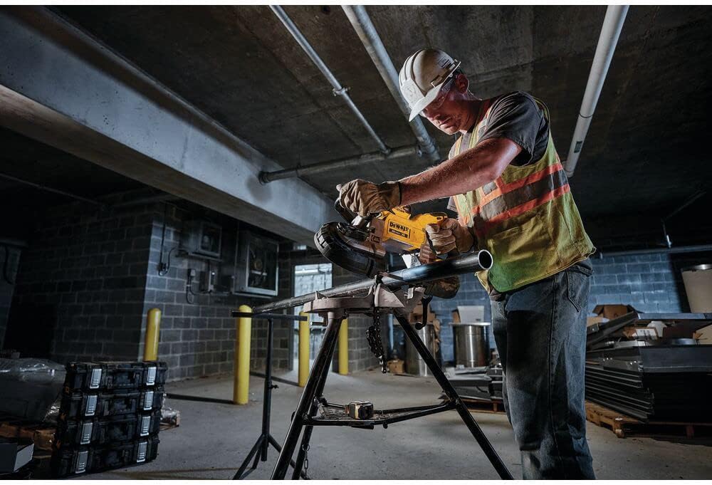 DEWALT DCS376B, 20V MAX DUAL HANDED Band Saw - Image 3