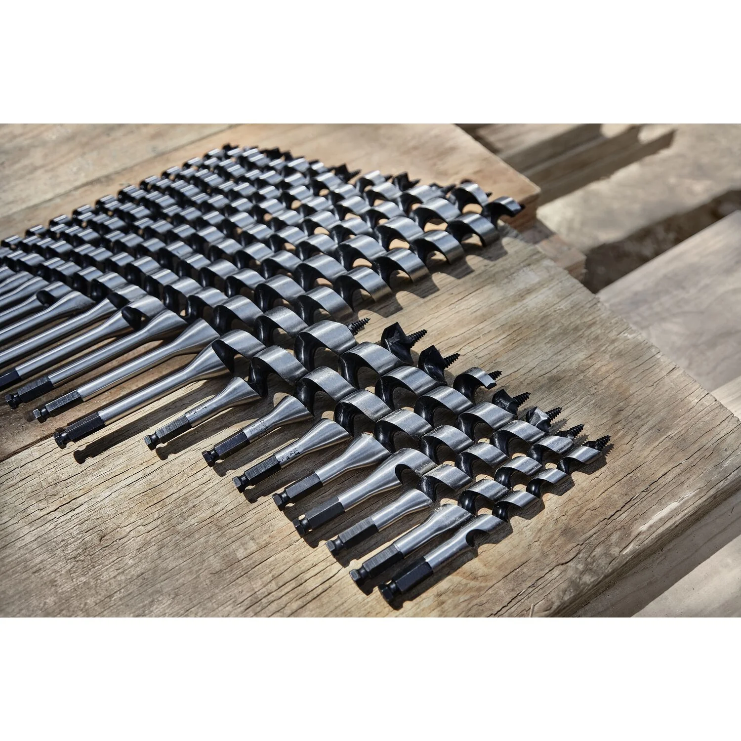 DEWALT DW1688, 1-1/16''X 17'' Ship Auger Bit - Image 4