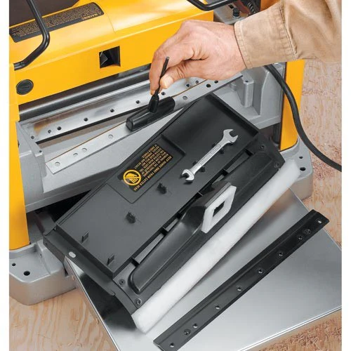 DEWALT DW734, 12-1/2'' Thickness Planer with Three Knife Cutter-Head - Image 2