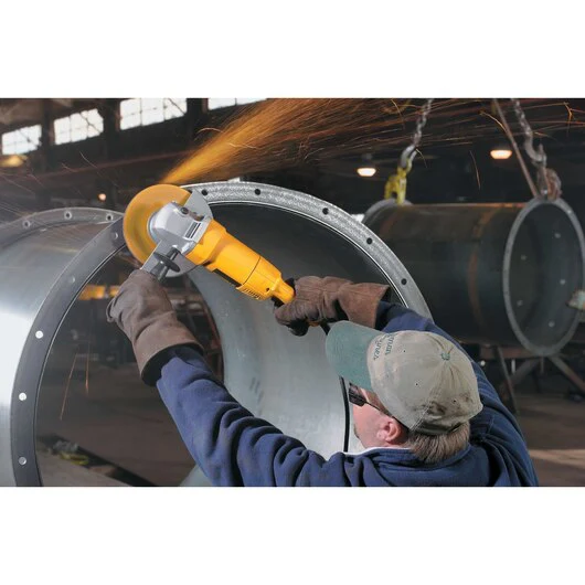 DEWALT DW840, 7'' (180mm) Medium Angle Grinder - Image 3