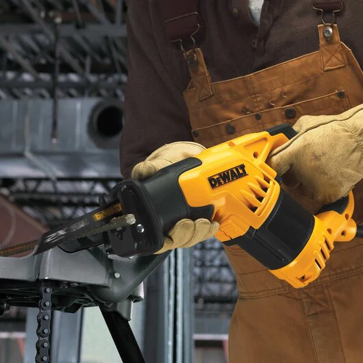 DEWALT DWE357, 12.0 Amp Compact Reciprocating Saw - Image 7