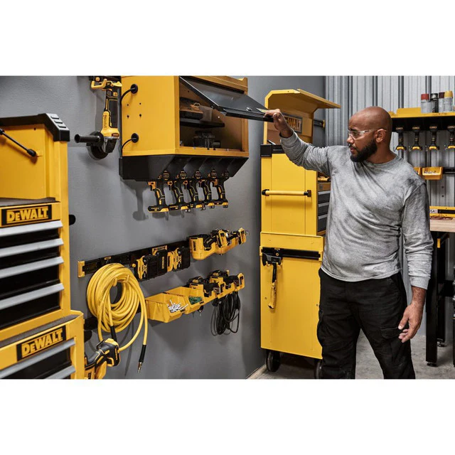 DEWALT DWST82824, POWER TOOL CABINET - Image 5