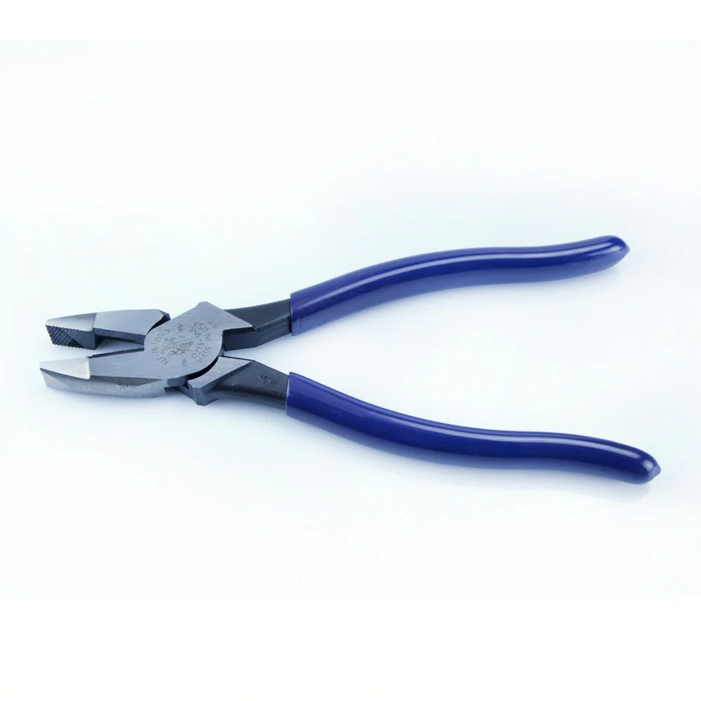 Klein Tools D213-9NE, Lineman's Pliers, New England Nose, 9-Inch - Image 2