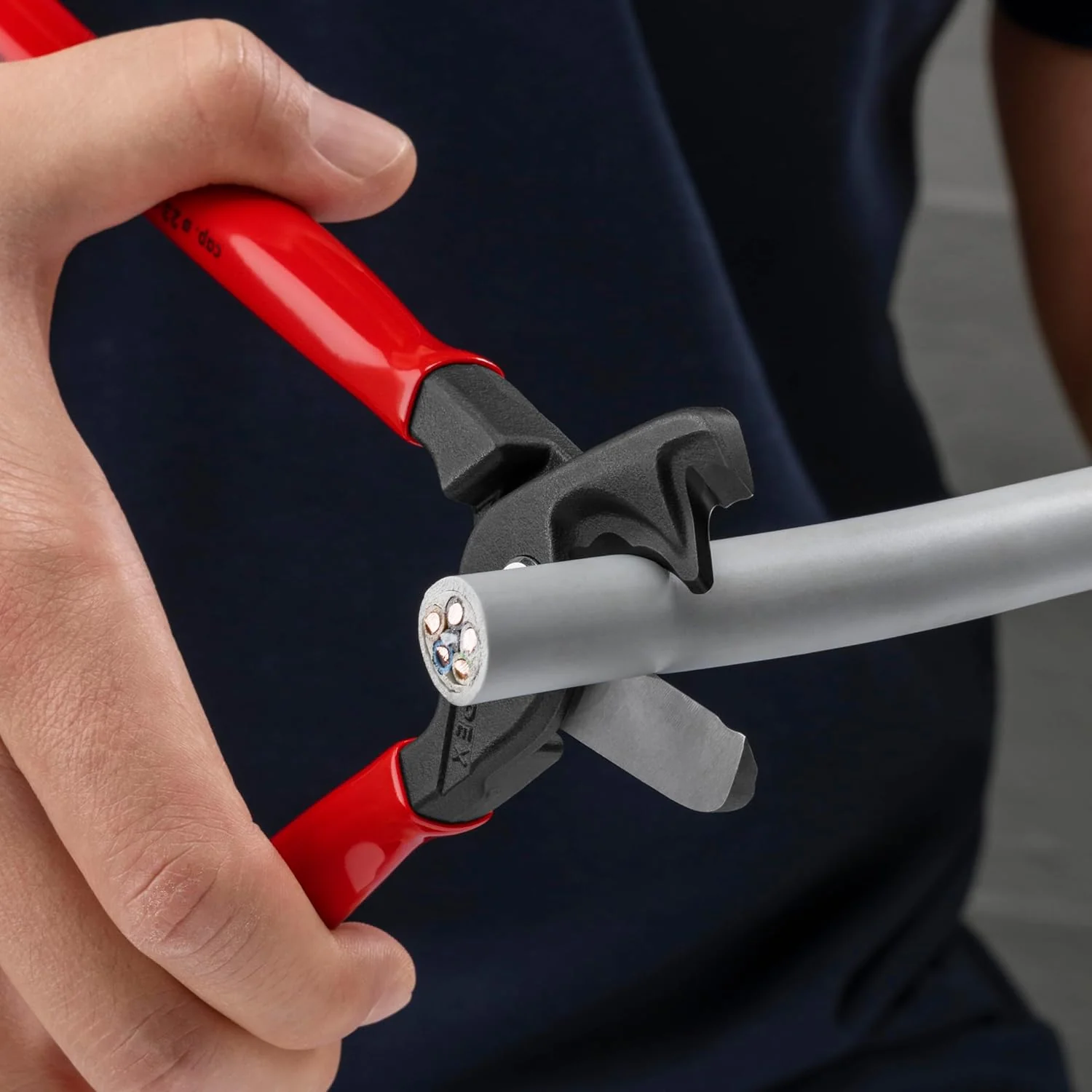 KNIPEX 95 11 225 SBA, 9" StepCut® XL Cable Shears - Image 6