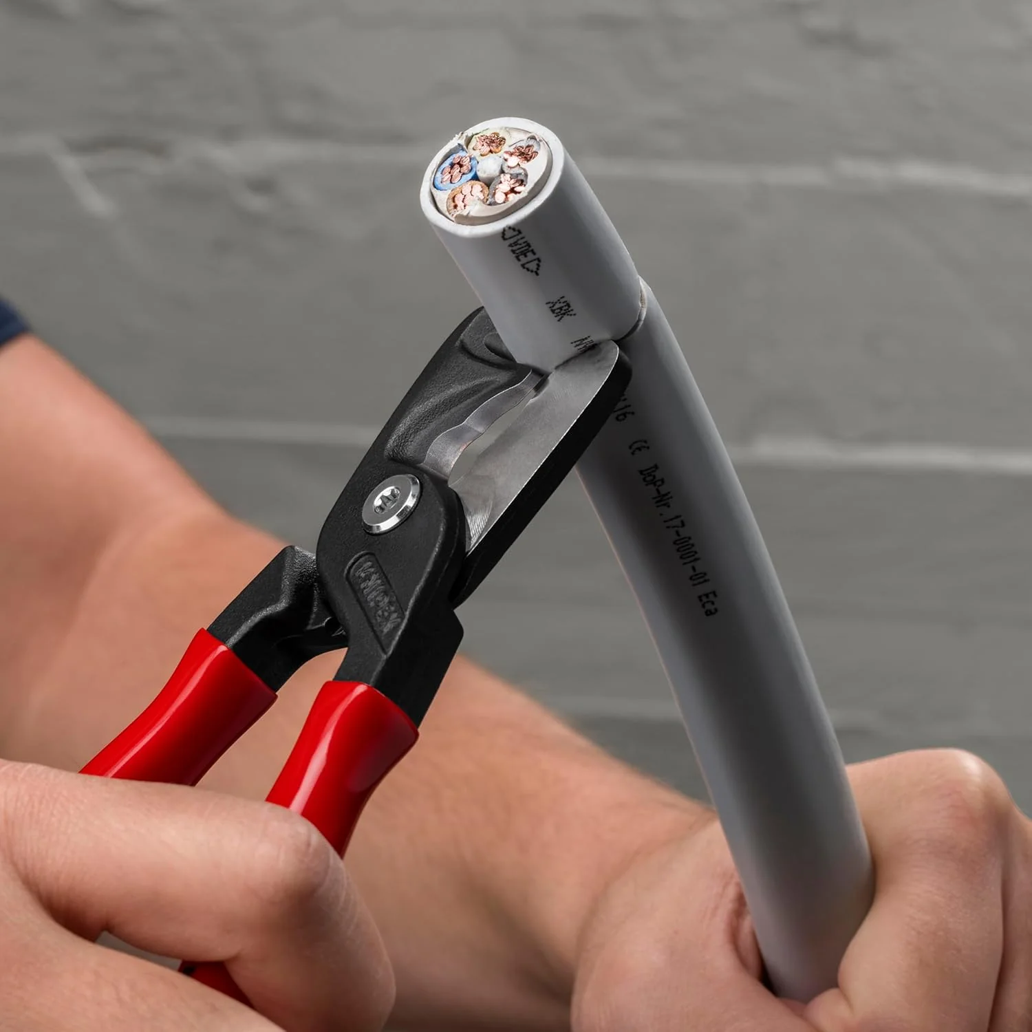 KNIPEX 95 11 225 SBA, 9" StepCut® XL Cable Shears - Image 8