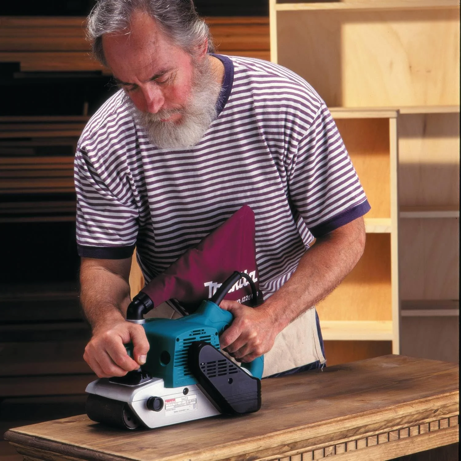 Makita 9403, 4" X 24" Belt Sander - Image 3
