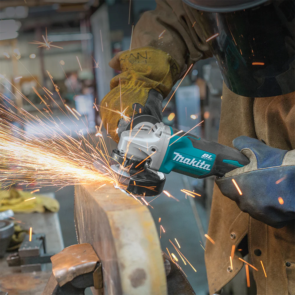 Makita DGA508Z, 18V LXT Brushless 5" Angle Grinder (Tool Only) - Image 4