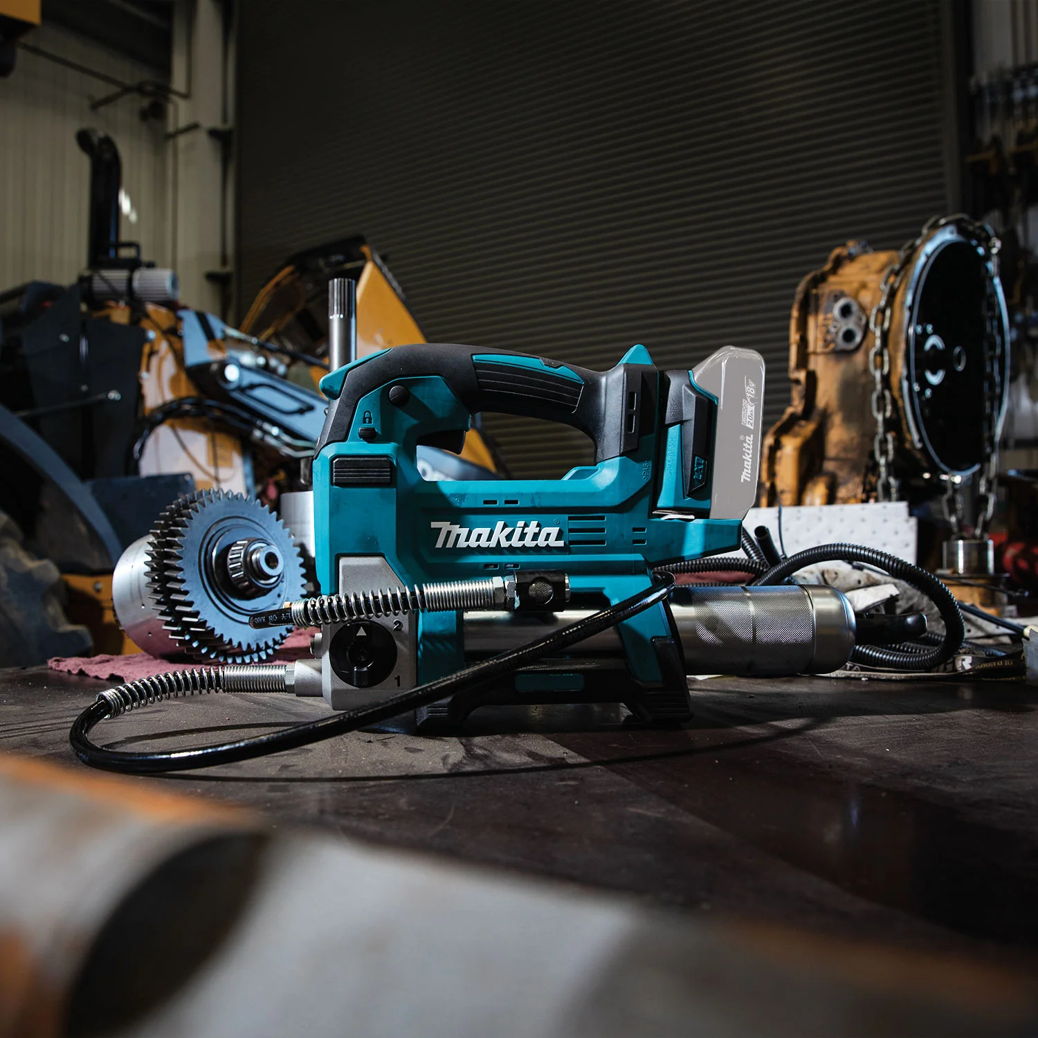 Makita DGP180Z, 18V LXP Grease Gun (Tool Only) - Image 4
