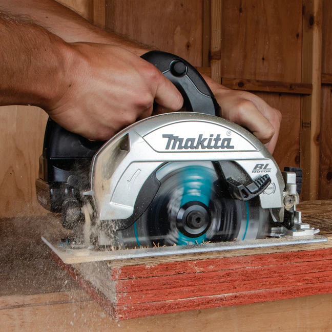Makita DHS660ZB, 18V LXT Sub-Compact Brushless 6-1/2" Circular Saw, Black (Tool Only) - Image 3