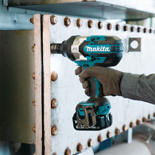 Makita DTW1004Z, 18V LXT Brushless High Torque 1/2" Impact Wrench (Tool Only) - Image 4