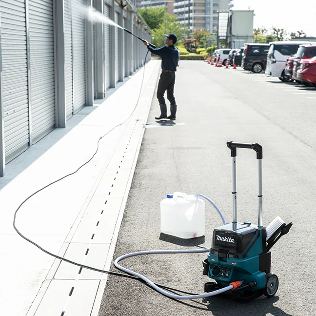 Makita HW001GZ, 40V max XGT BL Pressure Washer (Tool Only) - Image 3
