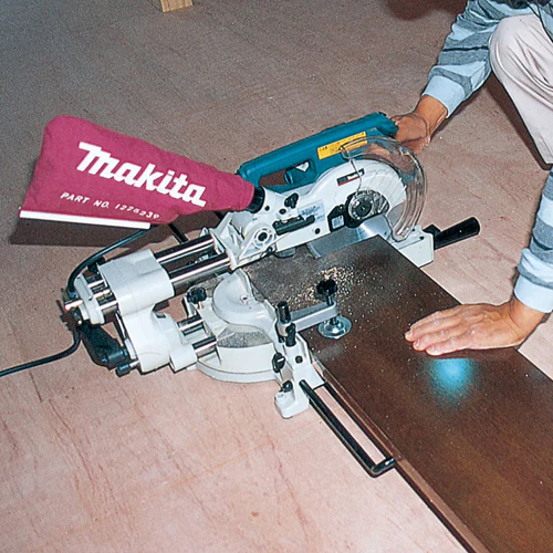 Makita LS0714, 7-1/2" Sliding Compound Miter Saw - Image 2