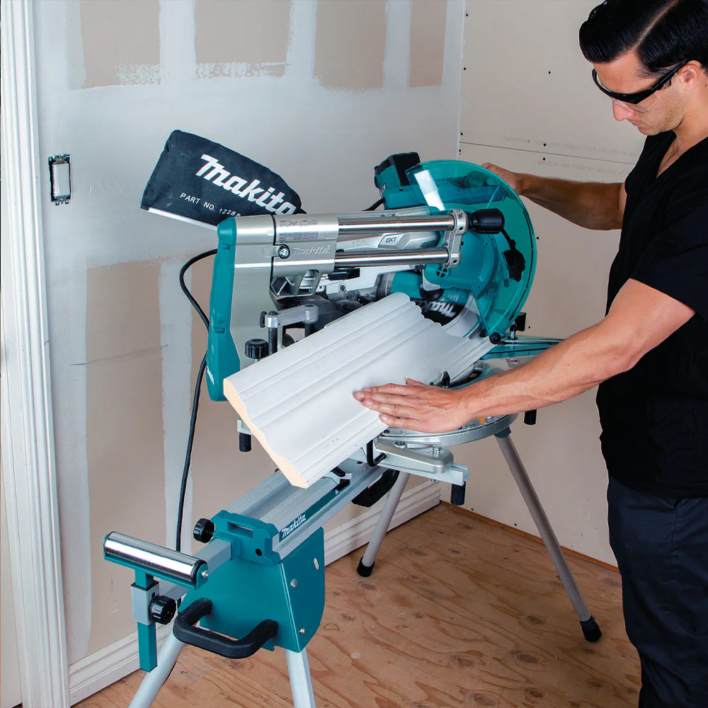 Makita LS1219L, 12" Dual Bevel Sliding Compound Miter Saw with Laser - Image 5