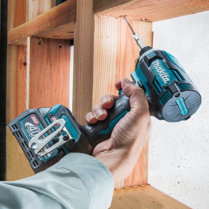 Makita TD001GM103, XGT 40V (4.0 Ah) MAX Li-Ion Brushless 1/4” Impact Driver Kit - Image 4