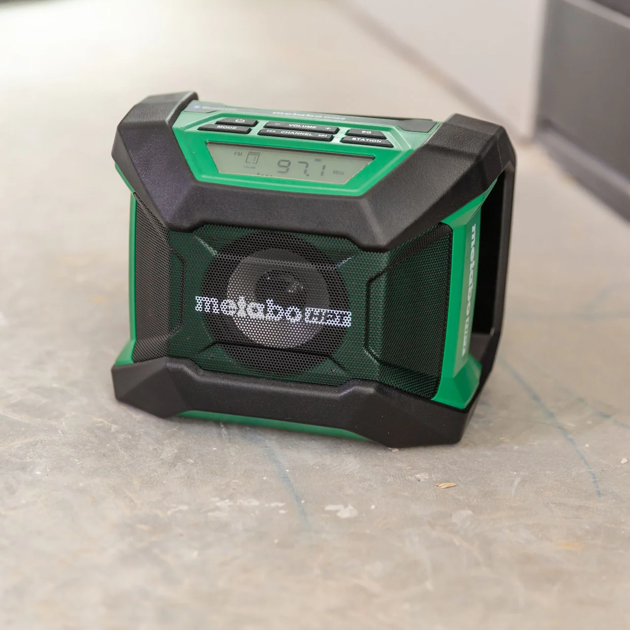 Metabo HPT UR18DAQ4M - 18V MultiVolt Cordless Blue Tooth Radio (Tool Only) - Image 4