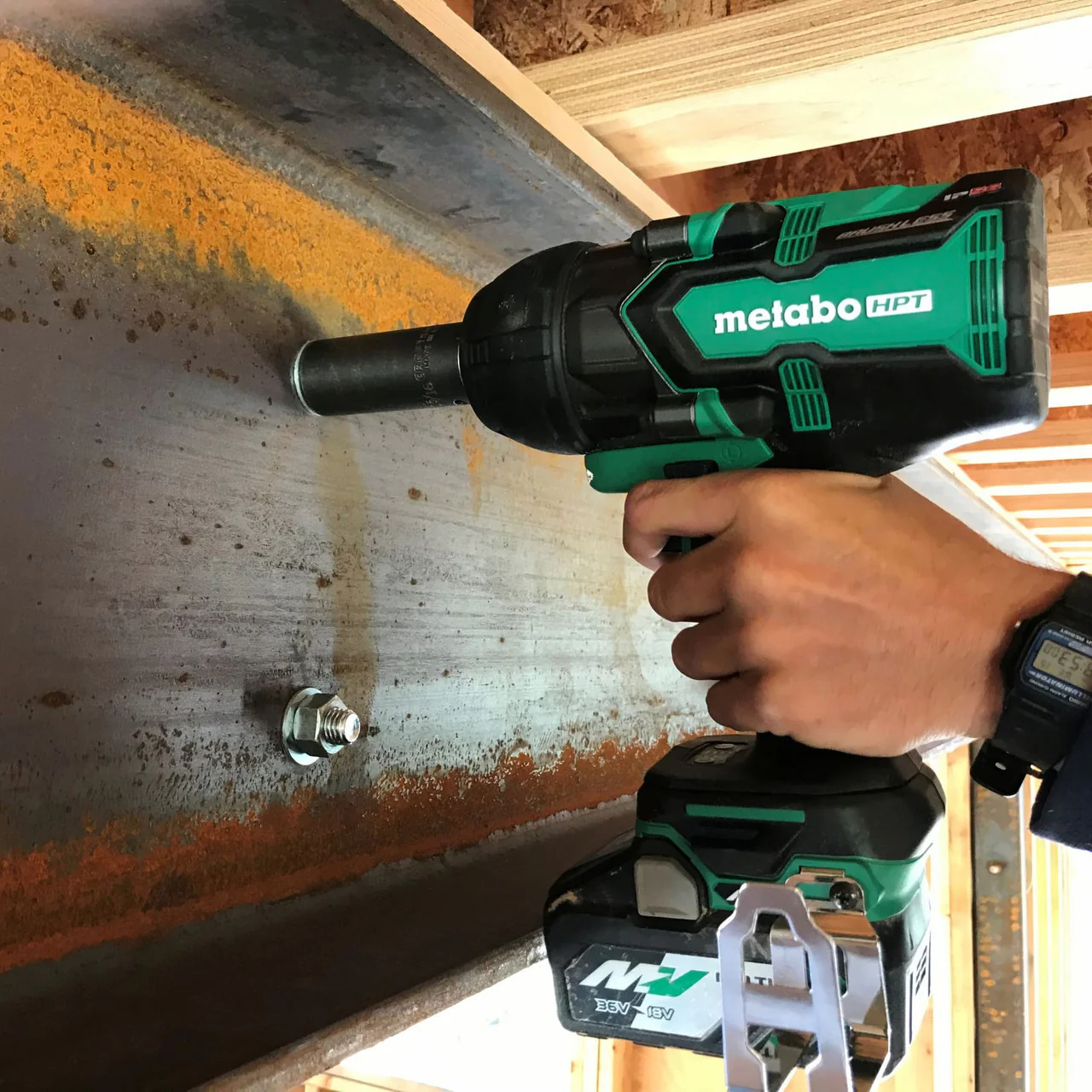 Metabo-HPT WR36DBQ4M, 36V 1/2in Impact Wrench (Tool Only) - Image 5