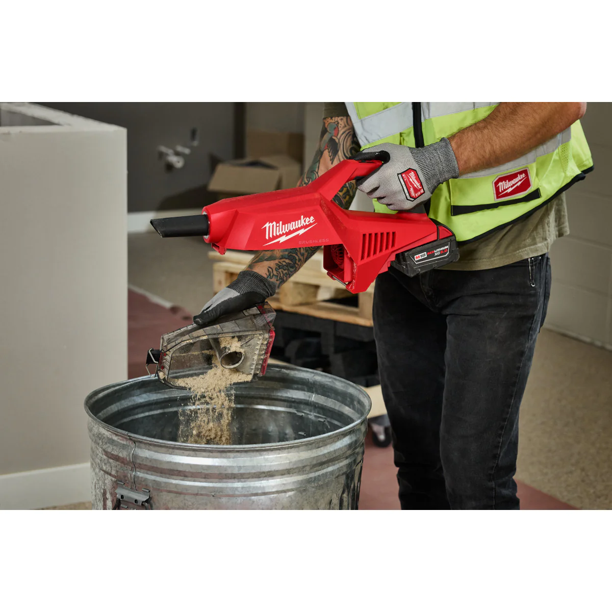 Milwaukee 0892-20, M18™ Brushless Handheld Vacuum (Tool Only) - Image 17