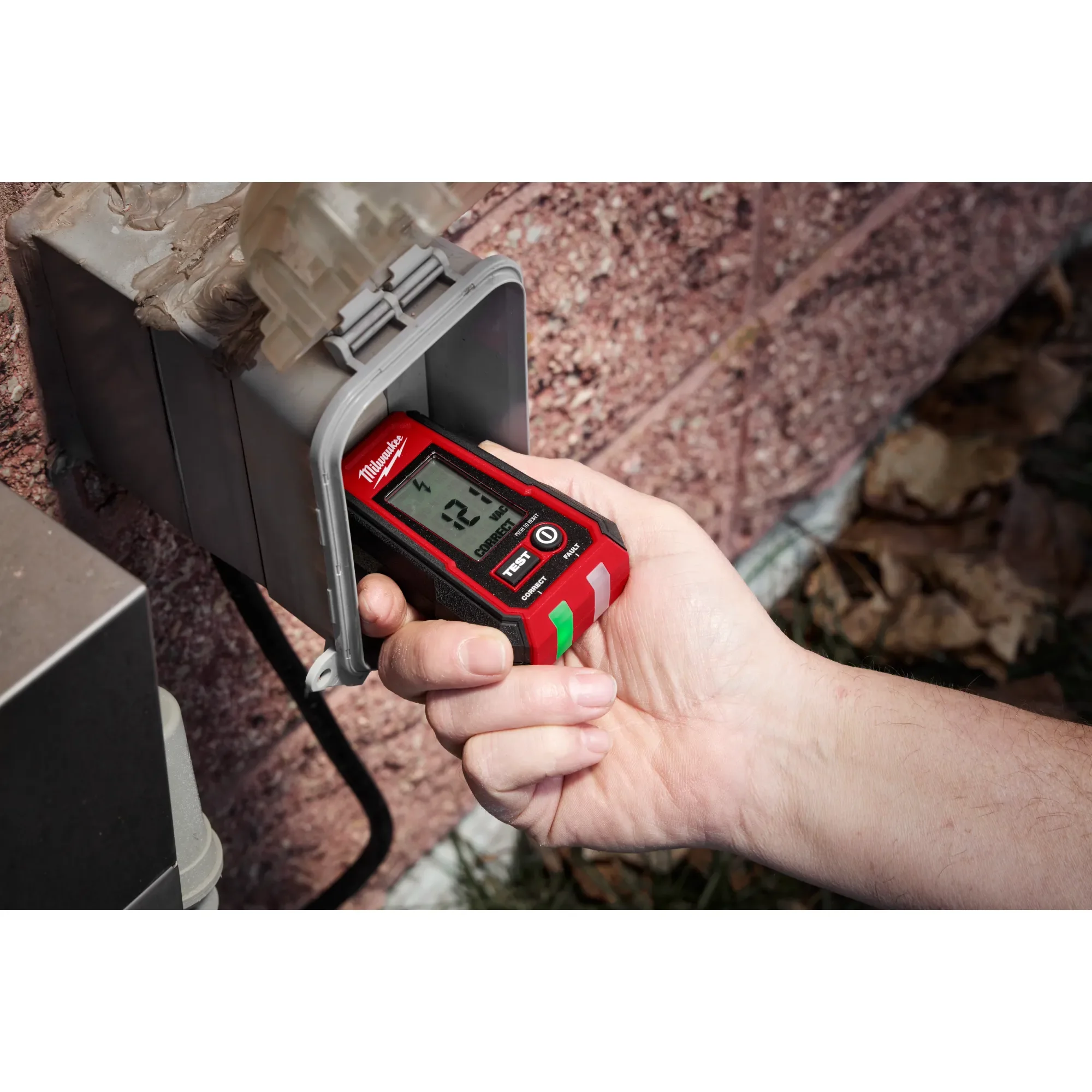 Milwaukee 2224-20, Digital GFCI Receptacle Tester - Image 5