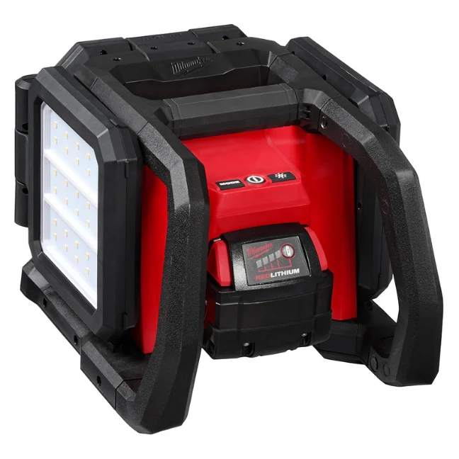 Milwaukee 2368-20, M18™ ROVER™ Dual Power Triple-Panel Flood & Area Light - Image 5