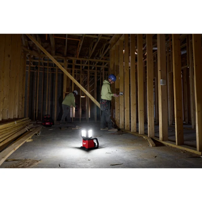 Milwaukee 2368-20, M18™ ROVER™ Dual Power Triple-Panel Flood & Area Light - Image 7