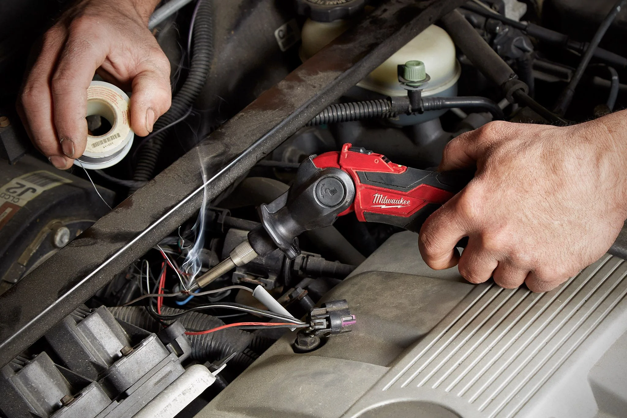 Milwaukee 2488-21, M12 Soldering Iron Kit - Image 2