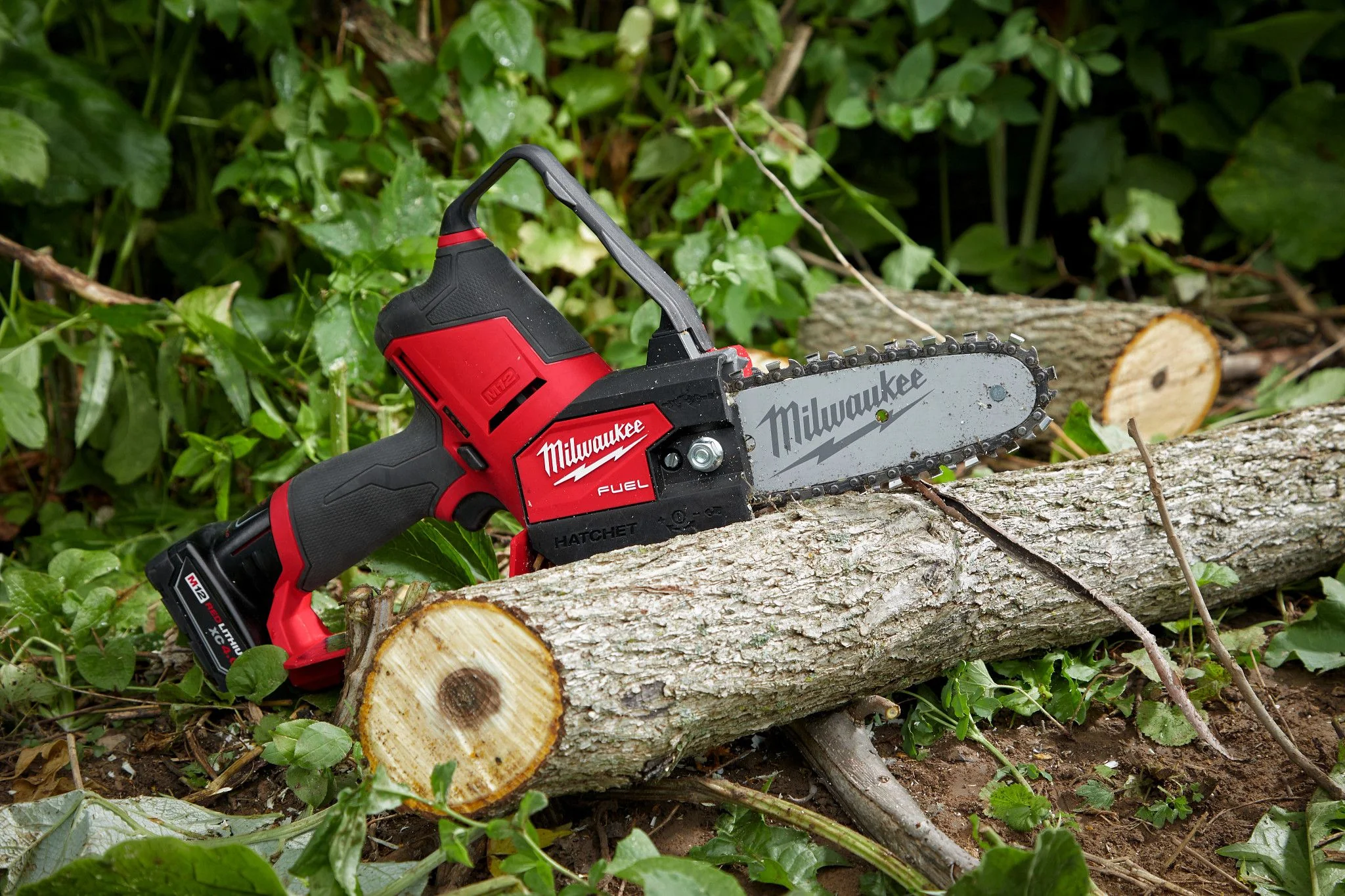 Milwaukee 2527-20, M12 FUEL HATCHET Pruning Saw (Tool Only) - Image 4