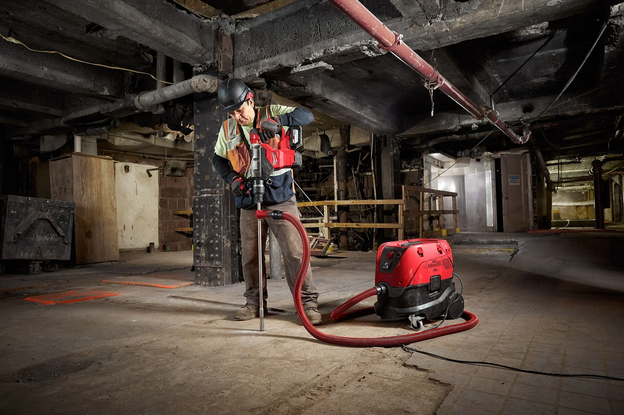 Milwaukee 2718-22HD, M18 FUEL 1-3/4" SDS MAX Rotary Hammer w/ ONE KEY Kit w/ (2) 12.0 Batteries - Image 4