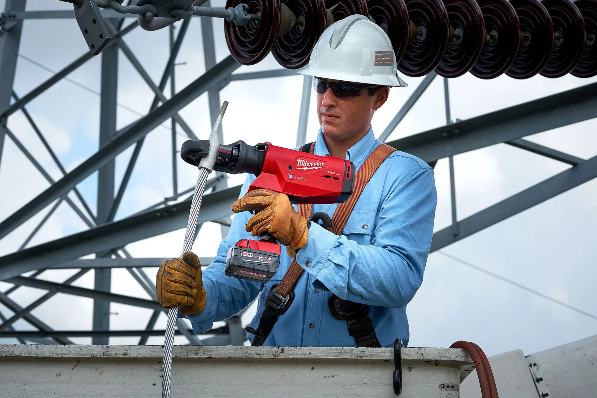 Milwaukee 2778-22, M18™ FORCE LOGIC™ 12 Ton Utility Crimper Kit - Image 7