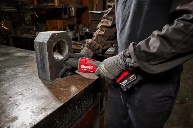 Milwaukee 2939-20, M18 FUEL™ Braking Die Grinder, Slide Switch (Tool Only) - Image 6