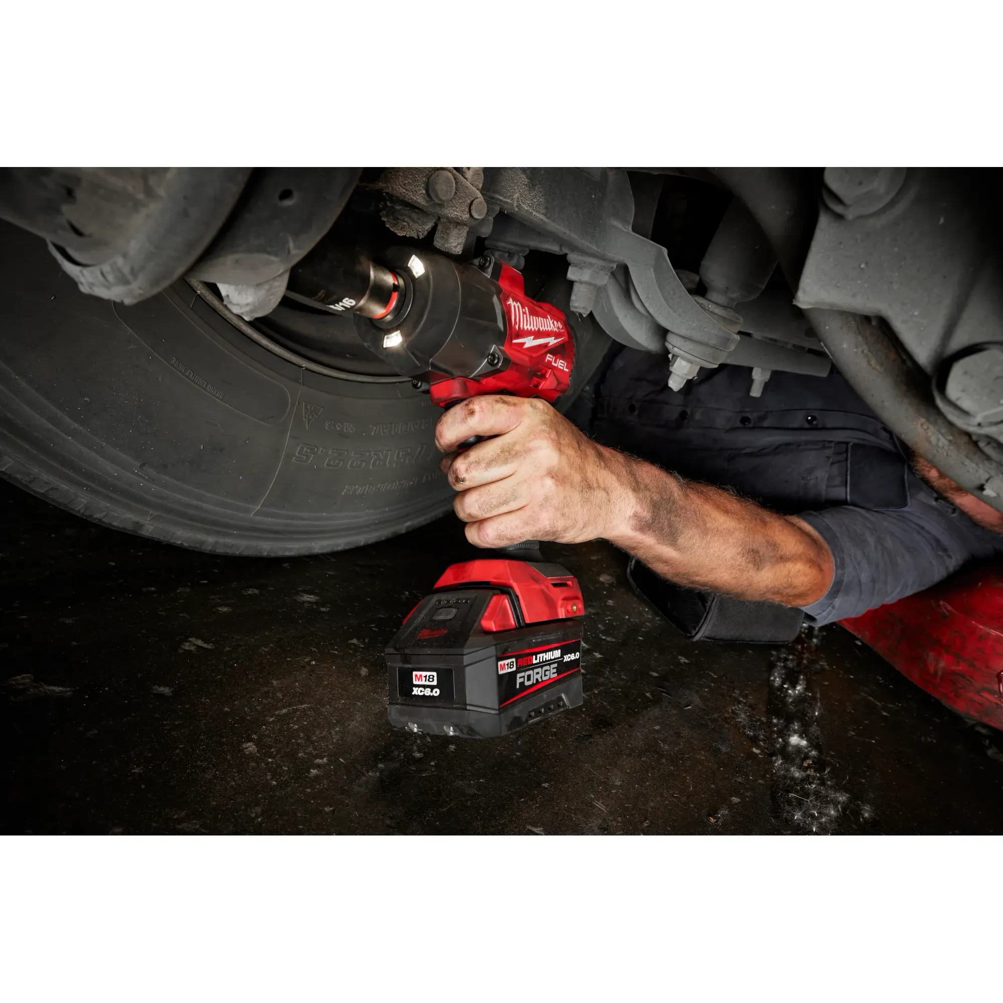 Milwaukee 2967-21F, M18 FUEL™ 1/2" High Torque Impact Wrench w/ Friction Ring FORGE™ Kit - Image 9