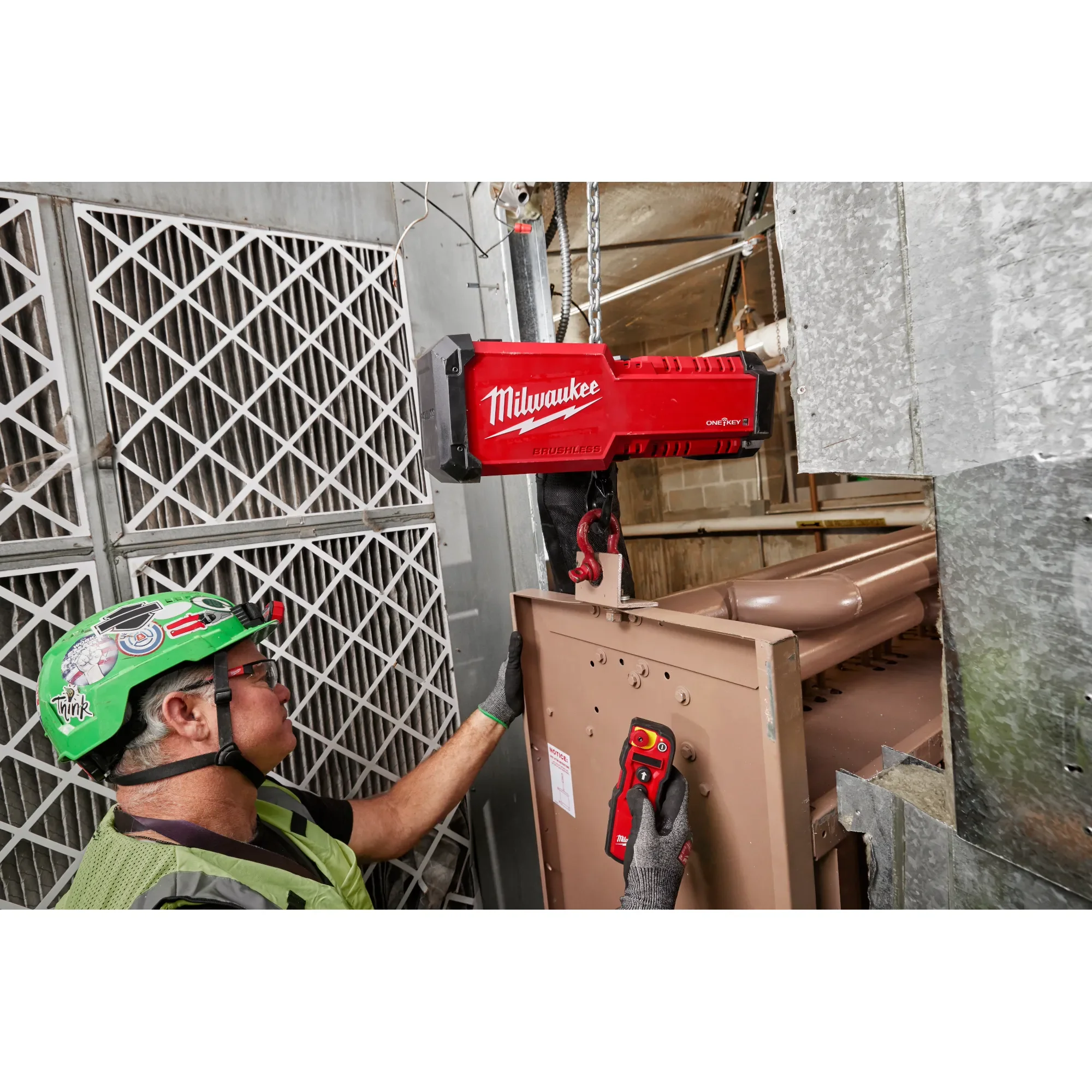 Milwaukee 2983-22HD, M18™ Compact 1-Ton Chain Hoist w/ ONE-KEY™ - Image 3