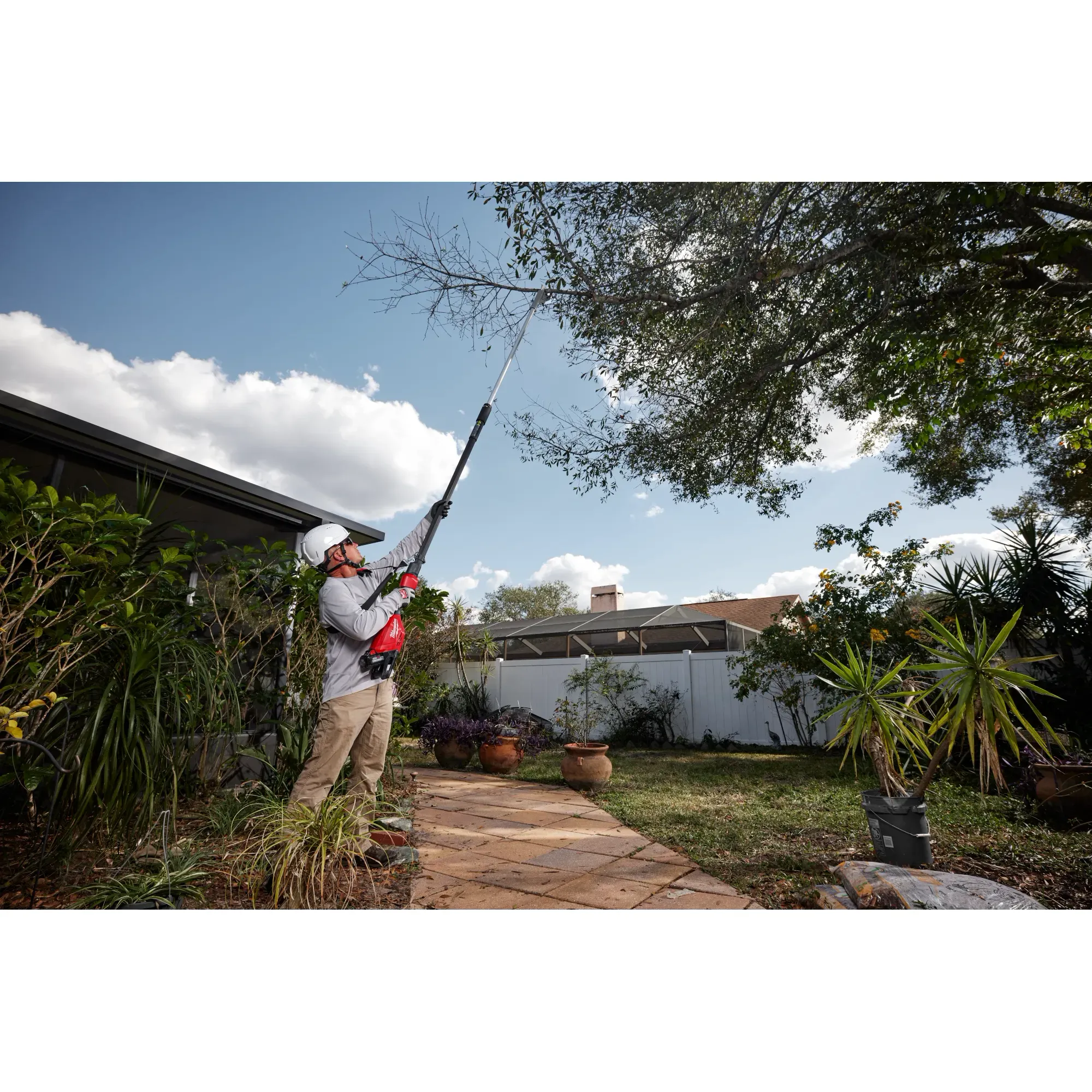 Milwaukee 3008-20, M18™ Brushless Telescoping Pole Pruning Shears (Tool Only) - Image 8