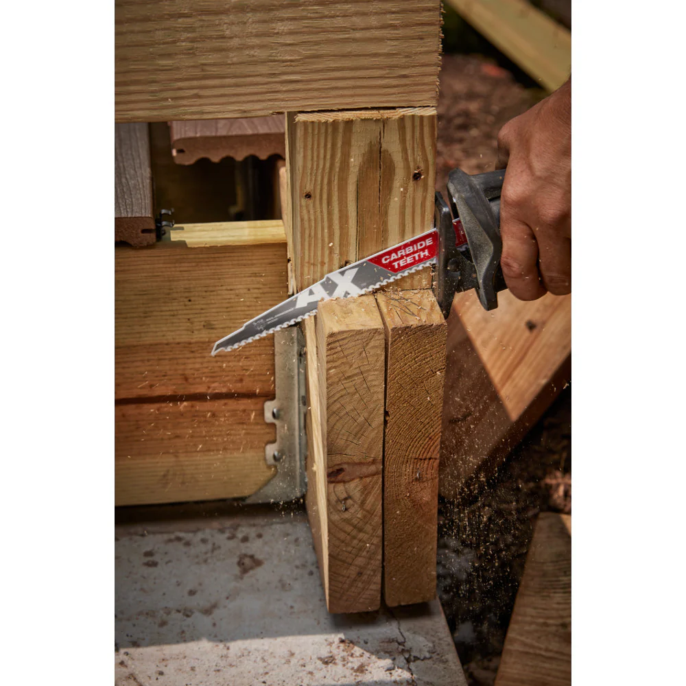 Milwaukee 48-00-1305, 12" 5 TPI Pruning SAWZALL Blade - Image 3