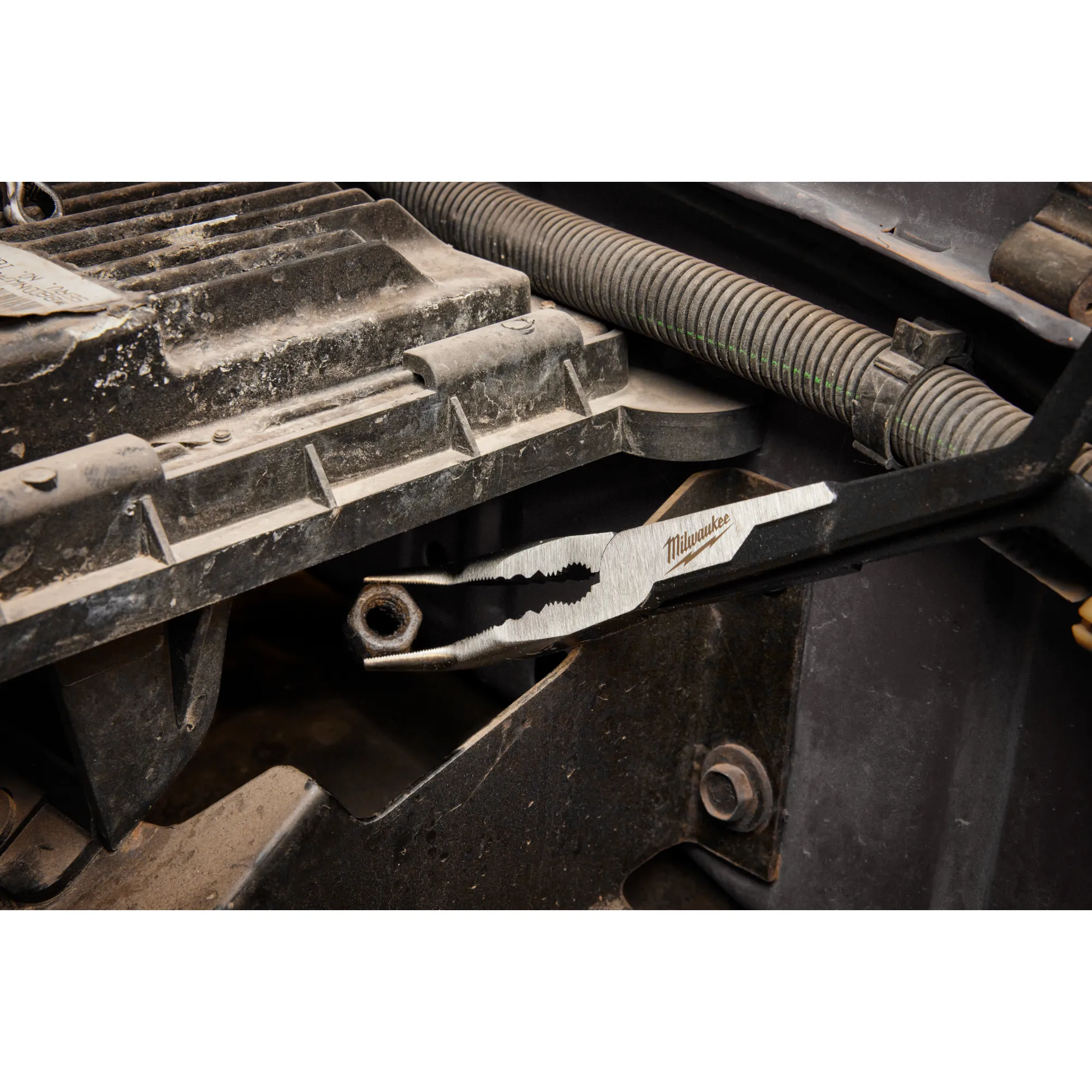 Milwaukee 48-22-6540, 13" Long Reach Pliers - Straight Nose - Image 6