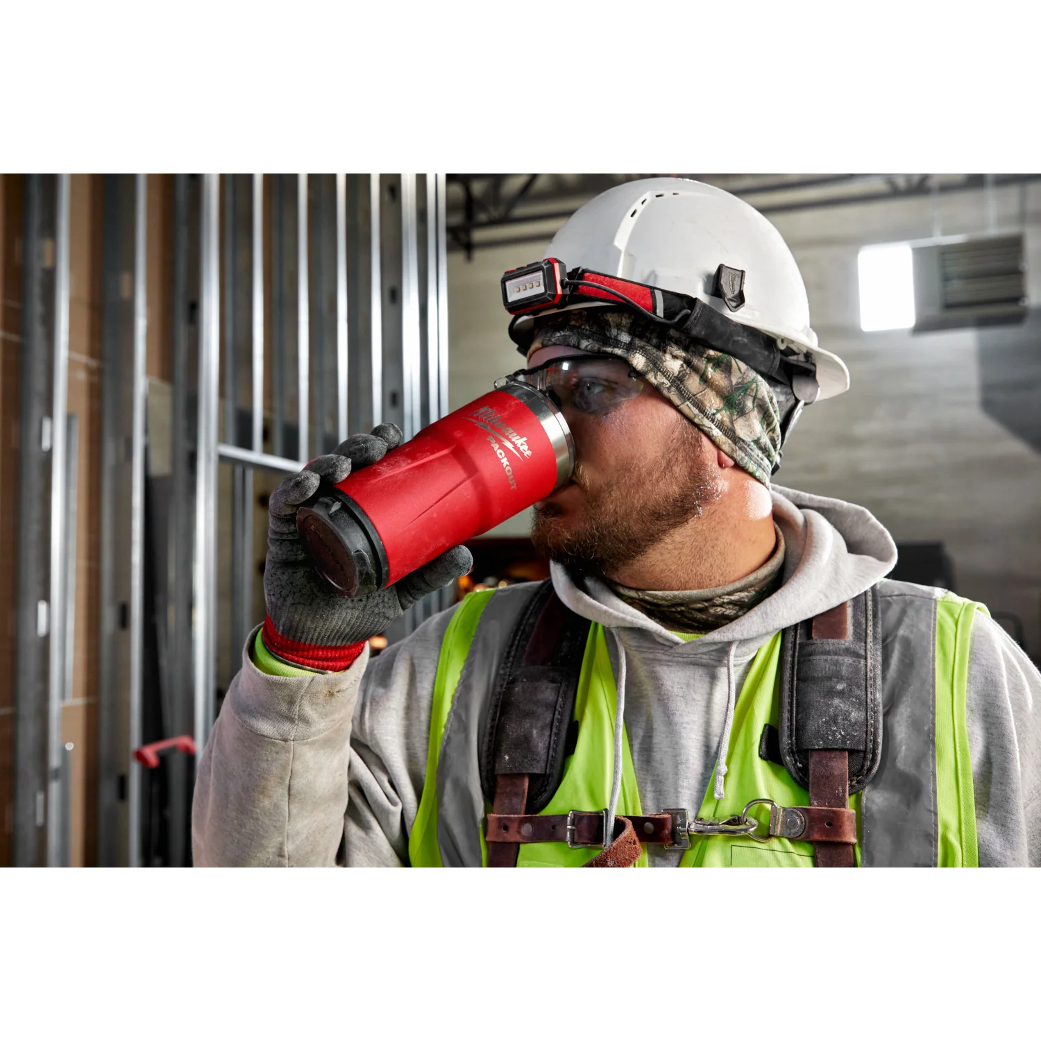 Milwaukee 48-22-8392R, PACKOUT 20OZ TUMBLER - Image 2