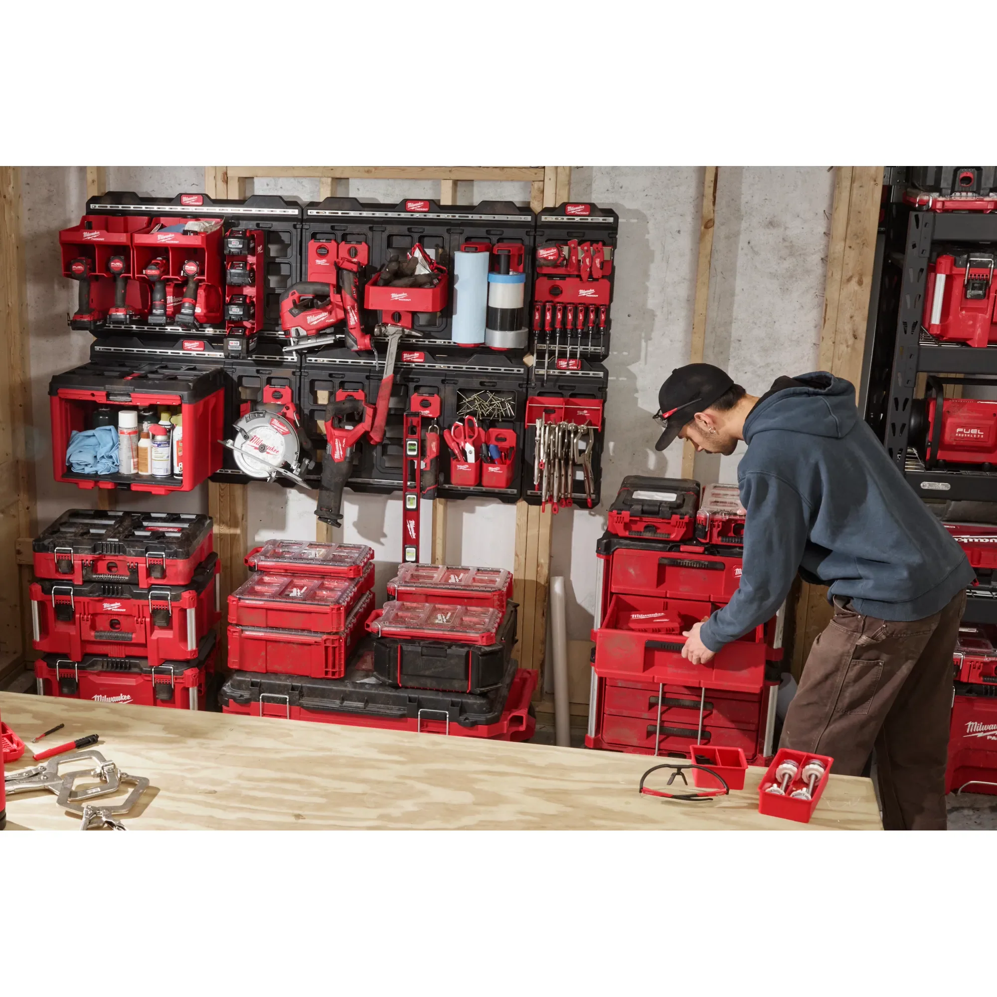 Milwaukee 48-22-8496, PACKOUT™ Compact Wall Plate - Image 4