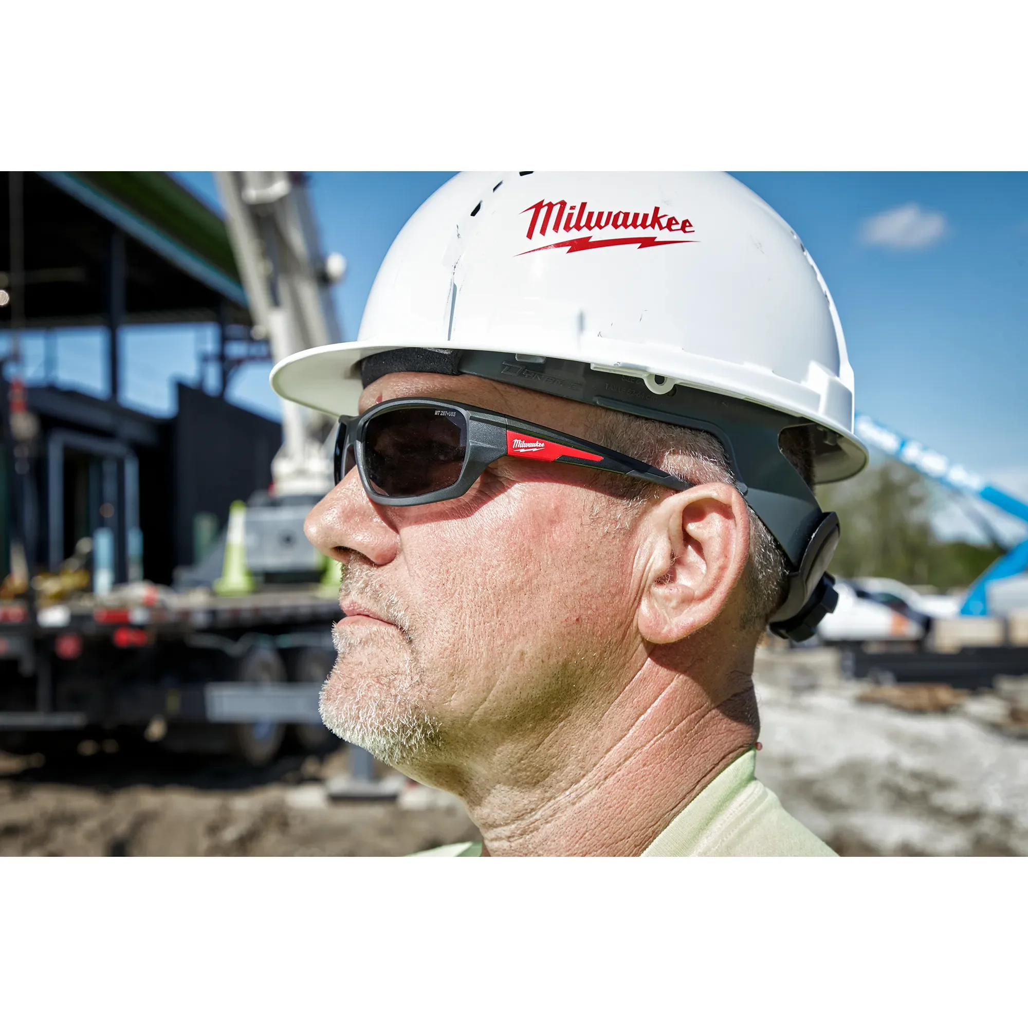Milwaukee 48-73-2128, Transition Performance Safety Glasses - Anti-Scratch Lenses - Image 5