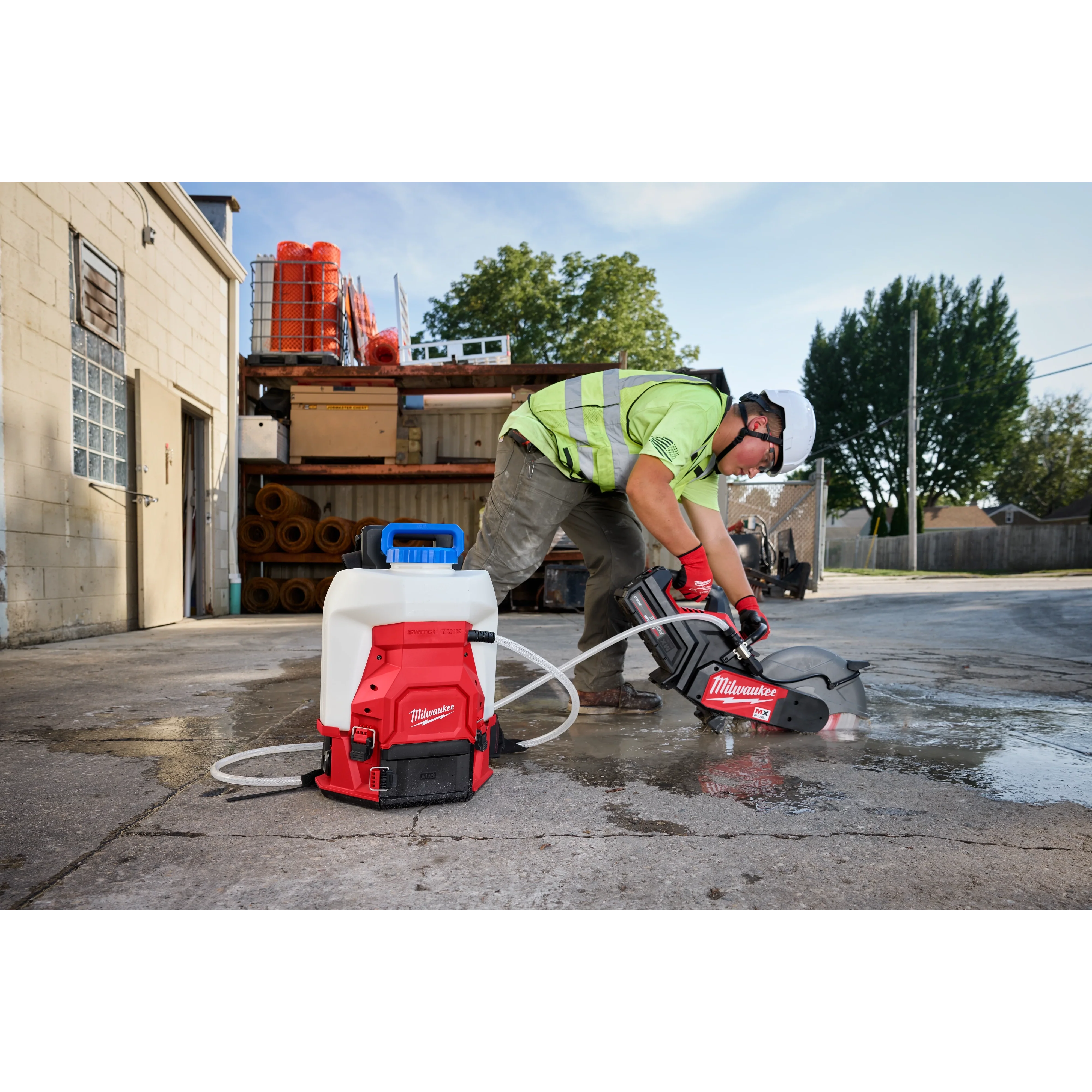 Milwaukee 49-16-19WS, 4-Gallon Water Supply Tank Assembly w/ SWITCH TANK™ - Image 3