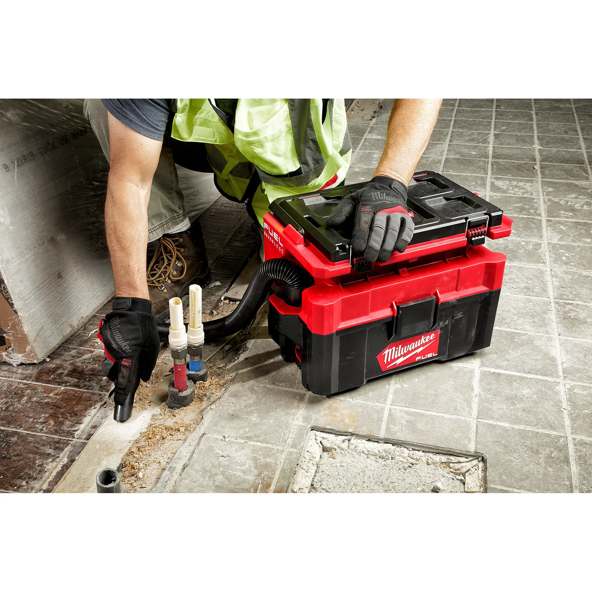 Milwaukee 49-90-2014, 1-1/4” x 2’ to 6’ Expandable Hose - Image 6