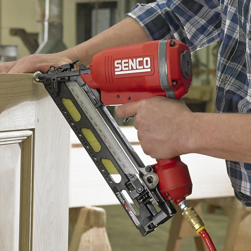 Senco 4G0001N, FinishPro 42XP 15-Gauge 1-1/4-Inch to 2-1/2-Inch Finish Nailer with Case - Image 3